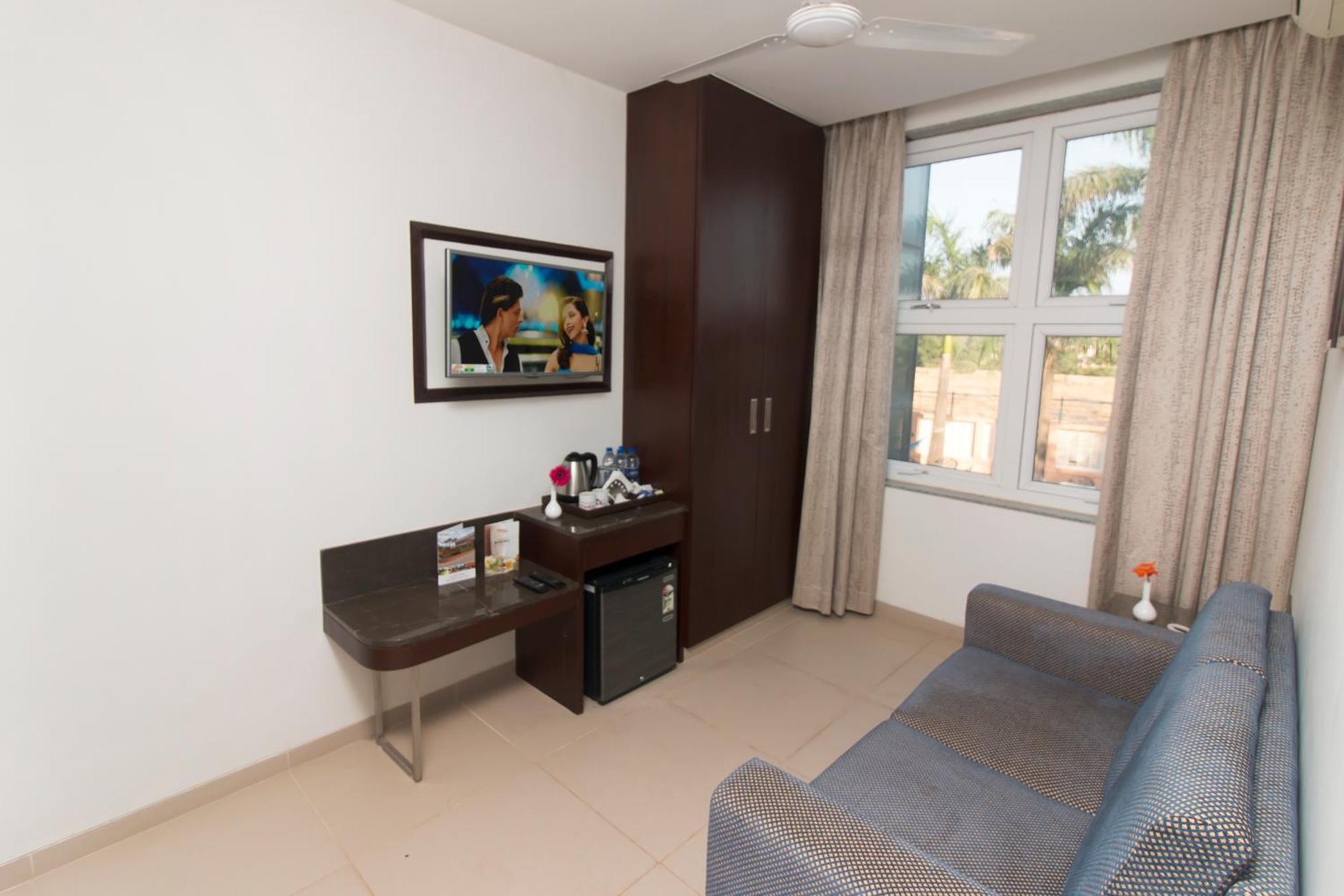 7 Apple Resort Lonavala Eksteriør billede