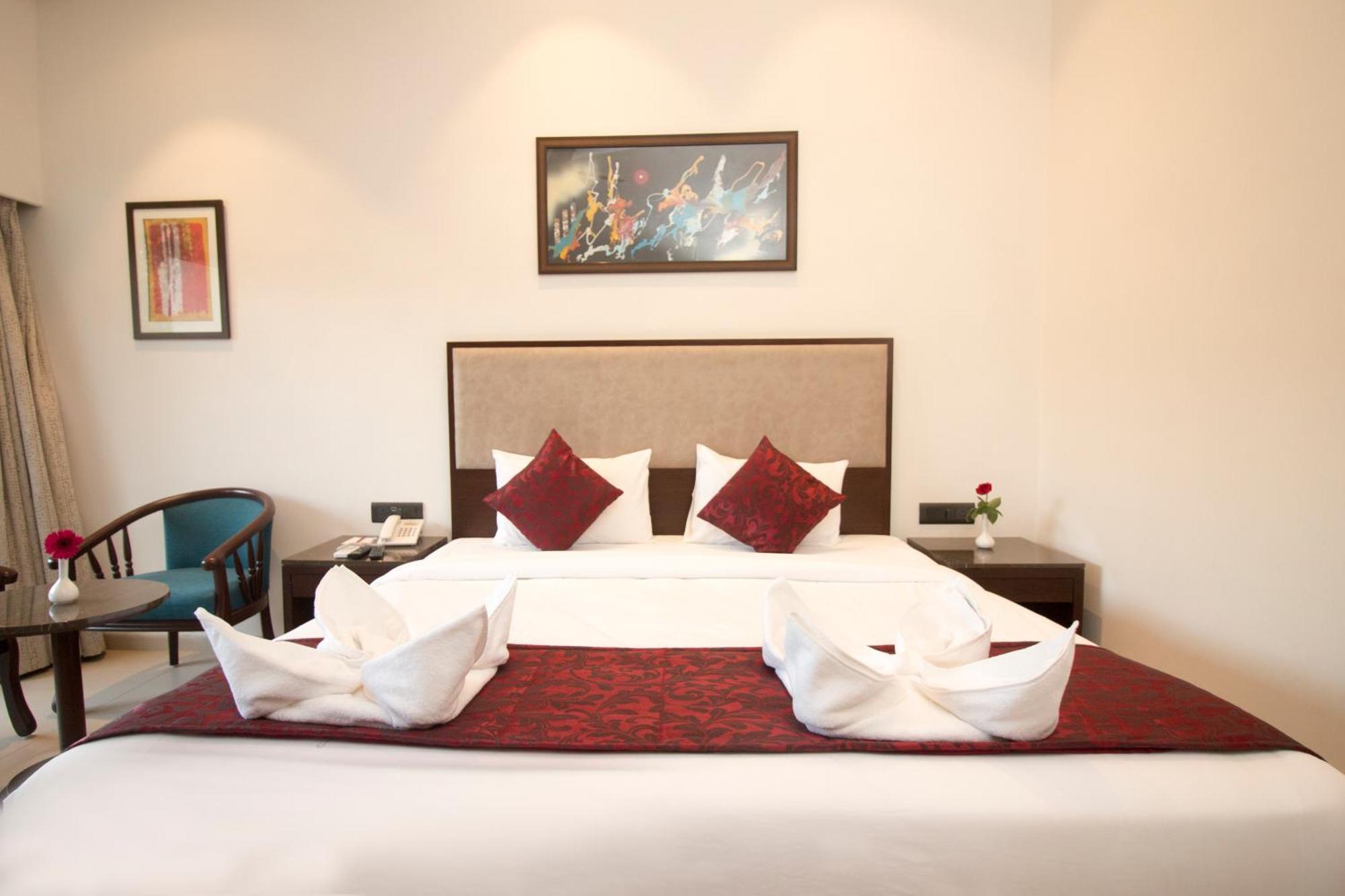 7 Apple Resort Lonavala Eksteriør billede