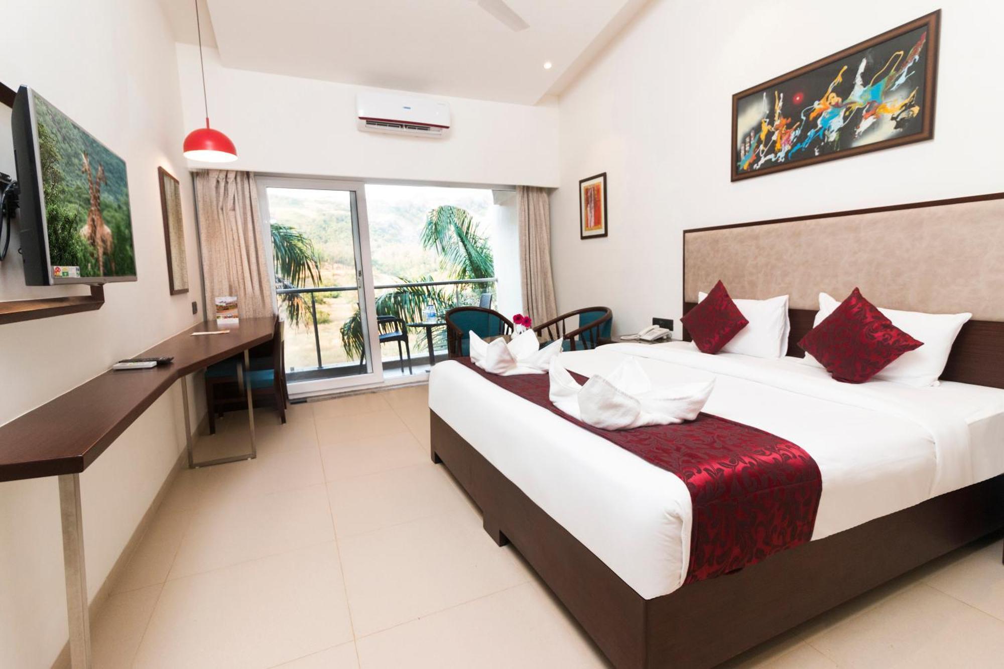 7 Apple Resort Lonavala Eksteriør billede